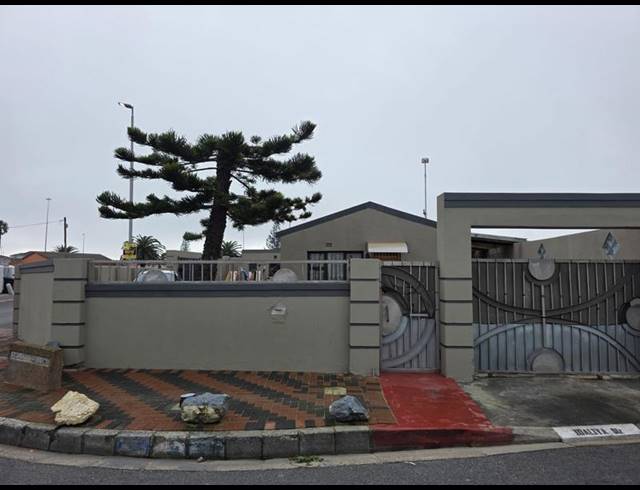2 BEDROOM HOUSE FOR SALE IN BONGWENI